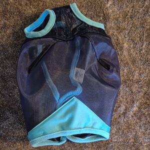 WEATHERBEETA, HORSE FLY MASH, COBB, NWOT, YEAL AND DARK BLUE.